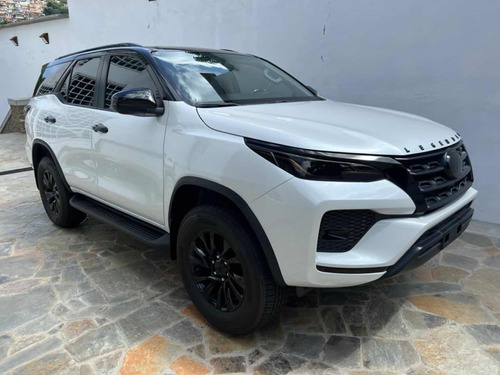 Toyota Fortuner Shara Edition