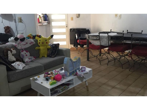 Imagen 2 de 9 de Se Vende Duplex En Diagonal 73 E/ 71 Y 72