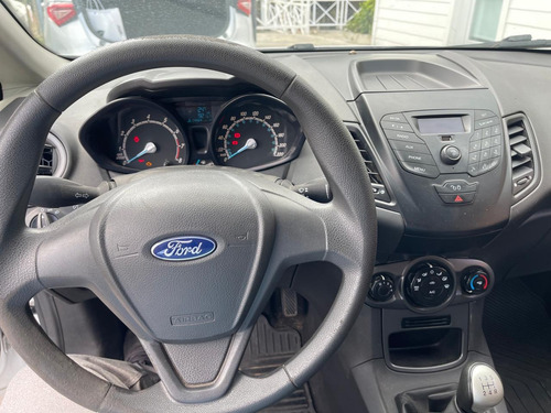 Ford Fiesta 1.6 Max One Ambiente Plus 98cv