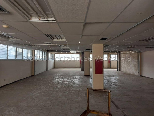 Imagen 12 de 20 de Segunda Planta Edificio En Alquiler Urb. La Lebrun Mls #23-20590
