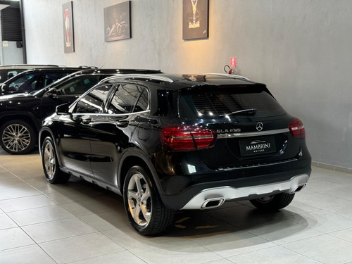 Mercedes-Benz Classe GLA 1.6 Advance Turbo Flex 5p