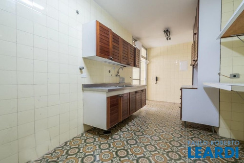 Imagem 9 de 15 de Apartamento - Campo Belo - Sp - 642715