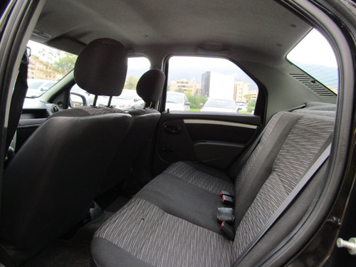 Renault Logan Expresion 1.6 Cc Mt