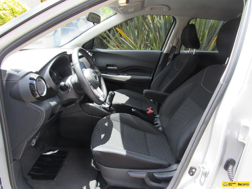 Imagen 10 de 13 de Nissan Kicks Advance 1.6 Mecánica 4x2