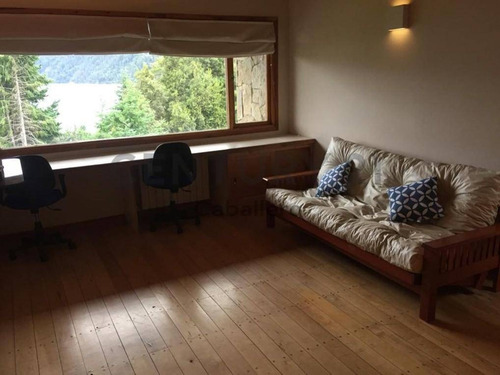 Imagen 19 de 30 de Venta Casa De 300 M2 Con Increíble Vista Al Lago, Villa La Angostura