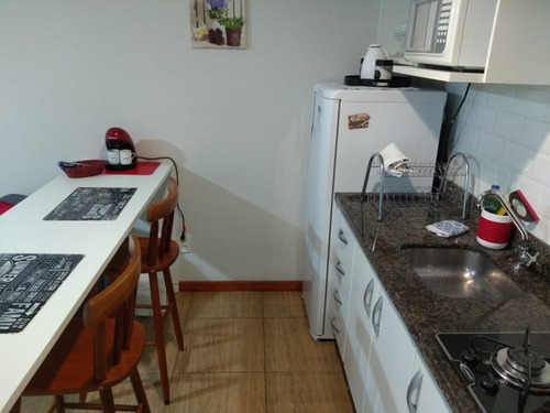 Ref.: 9547- Studio No Centro De Curitiba!!