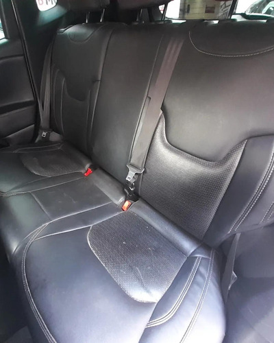 Imagem 9 de 10 de Jeep Renegade Sport 1.8 4x2 (aut) (flex)
