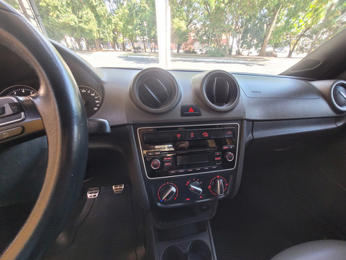 Volkswagen Saveiro 1.6 16v Cross Cab. Dupla Total Flex 2p