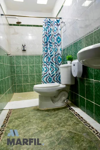 Casa Residencial Céntrica Con Alberca En Venta En Lomas Vista Hermosa Colima