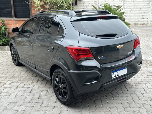 Chevrolet Onix 1.4 MPFI ACTIV 8V FLEX 4P AUTOMÁTICO