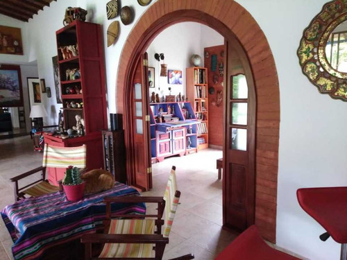 Imagen 4 de 14 de Chalet En Conjunto Cerrado La Fuente