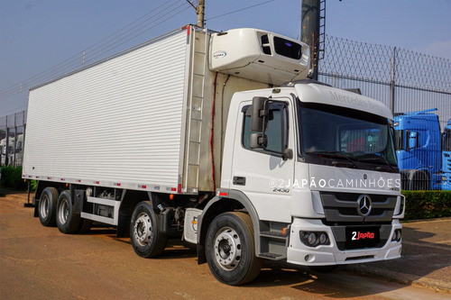 Mercedes Benz Atego 2430 8x2 2016 * C/ Baú Frigorífico *