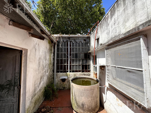 Venta De Lote De 300 M2 En Quilmes