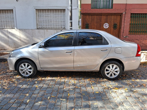 Toyota Etios 1.5 Sedan Xls At