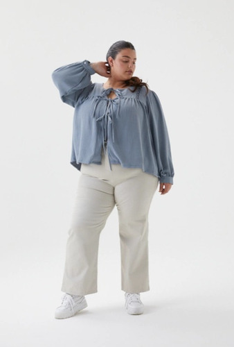 Blusa Con Broderi Mangas Largas - Talle Grande Especial