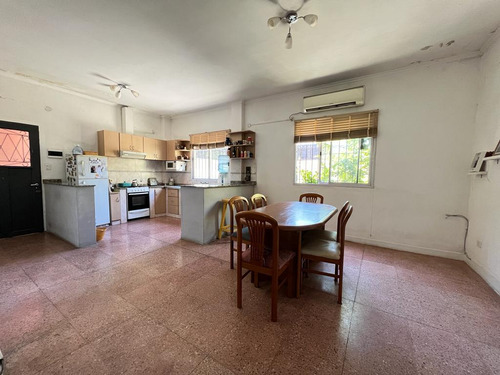 Imagen 8 de 30 de Venta Casa En Lote Propio - Villa Lugano - 4 Dormitorios