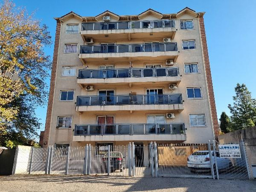 Departamento En Venta En Belén De Escobar 