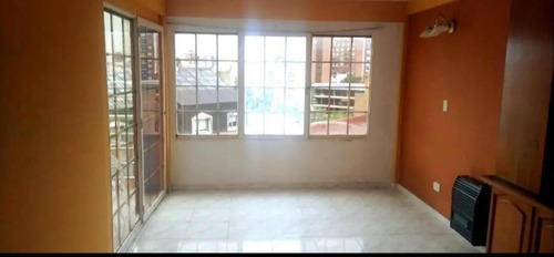 Departamento En Venta - 2 Dormitorios 1 Baño - Morón