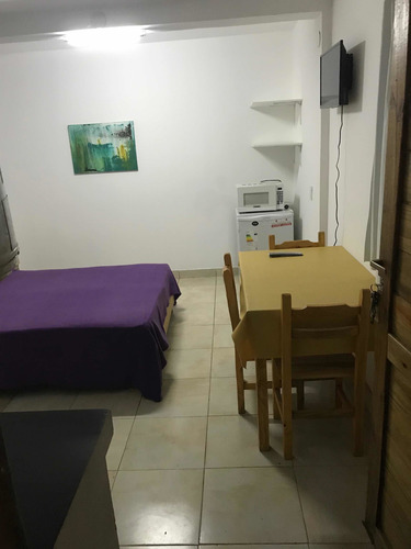 Imagen 7 de 10 de Deptos En Pinamar P/2 4 6 Personas Complejo Eneas