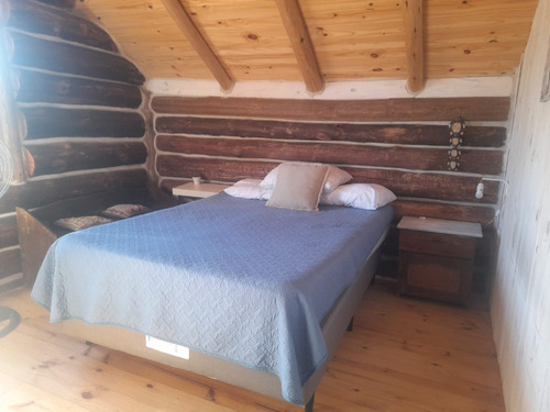 Hermosa Cabaña De Troncos, En La Paloma