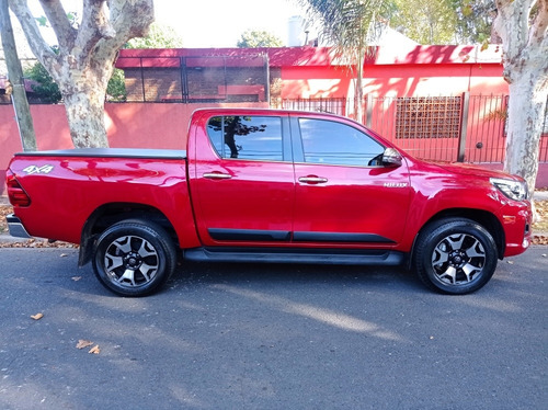 Imagen 7 de 18 de Toyota Hilux Srx 4x4 2.8 Tdi Caja Manual De 6ta Año 2018