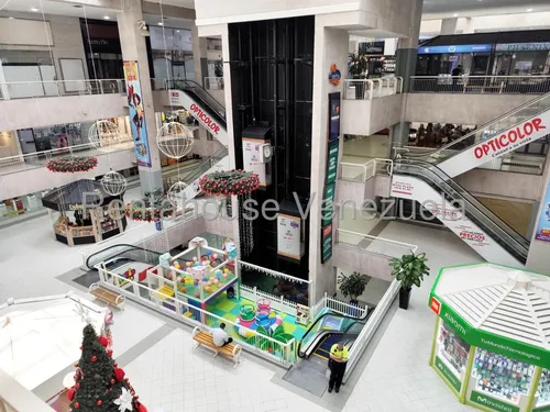 Dg Alquila Amplio Local U Oficina De 102 M2 En Cc Lago Mall Nivel Cine Maracaibo