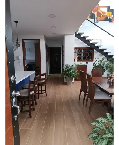 Encantadora Casa Campestre En Venta Llanogrande