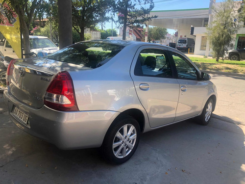 Toyota Etios 1.5 Sedan Xls 2017
