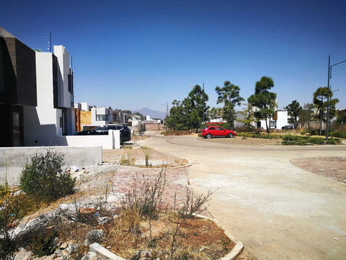 Imagen 5 de 9 de Terreno Amplio En Altozano Morelia