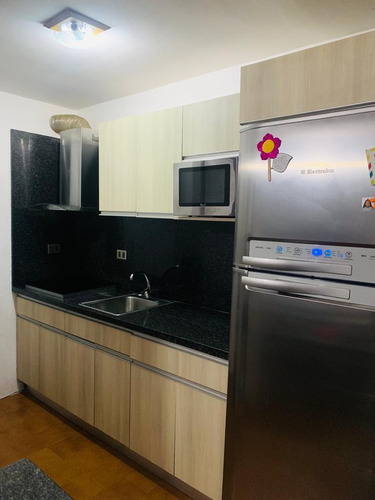 Se Vende Apartamento En La Av Orinoco Ve02-1515sc-myafar