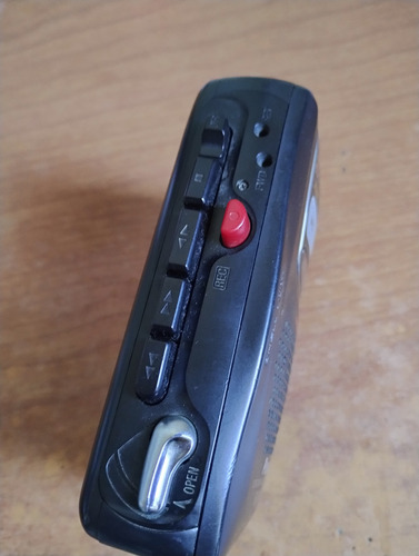 Walkman Panasonic Am/fm Com Gravador E Auto Falantec (Usado)