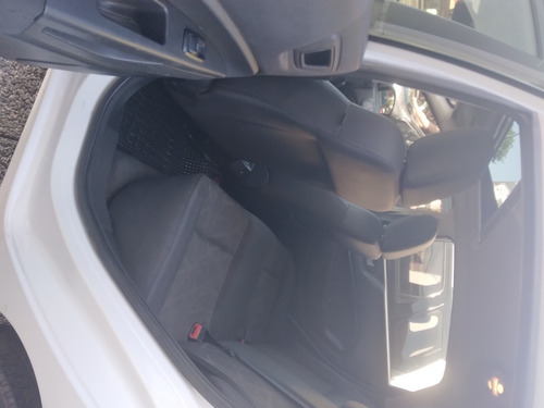 Imagen 14 de 15 de Ford Fiesta Kinetic 2011 Titanium 5 Ptas 79.000km Excelente!