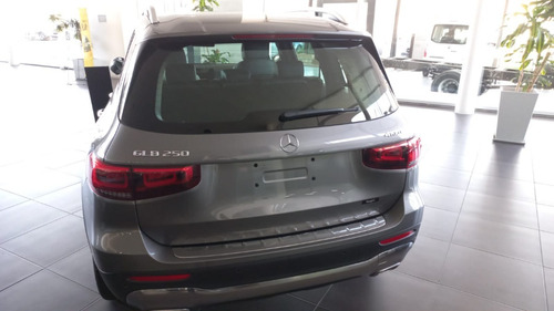 Imagen 3 de 3 de Mercedes Benz Glb 250 Progressive 4 Matic 2023