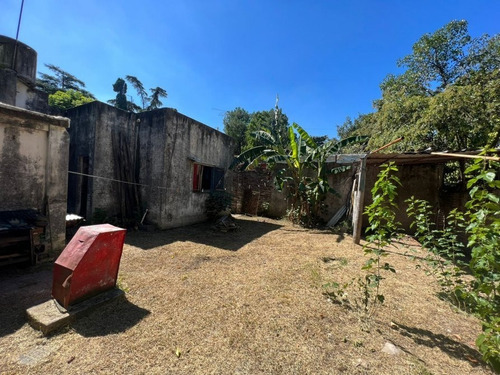 Imagen 13 de 14 de Casa En Esquina A Refaccionar En Muy Buena Zona