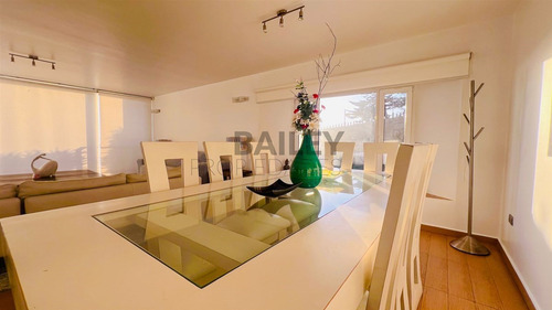 Casa El Encanto Se Arriendan 5d/5b Vista Espectacuar