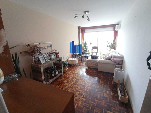 Venta Apartamento 2 Dormitorios Con Garaje