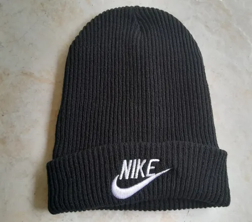Gorras nike dobladas top