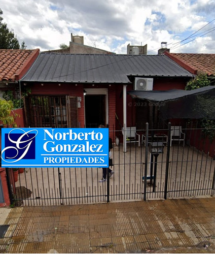 En Venta En Ciudad Jardin Chalet 3 Amb Cochera Patio F: 9743