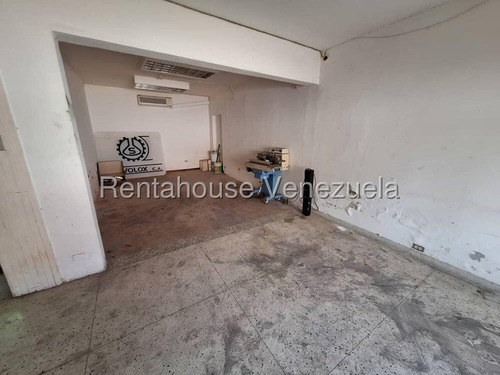 Casa Comercial En Venta En Los Dos Caminos Caracas Angela Tochon A Pie De Calle Uso Comercial Av Principal