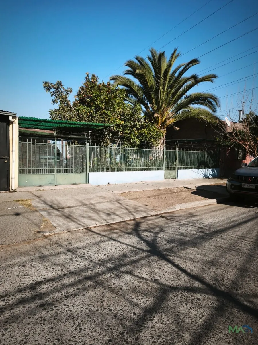 Imagen 2 de 7 de Terreno De 306 M² En Recoleta | Propiedad Para Remodelar O D