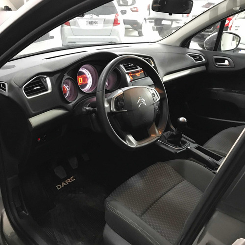 Imagen 9 de 10 de Citroën C4 Lounge 2015 2.0 Origine