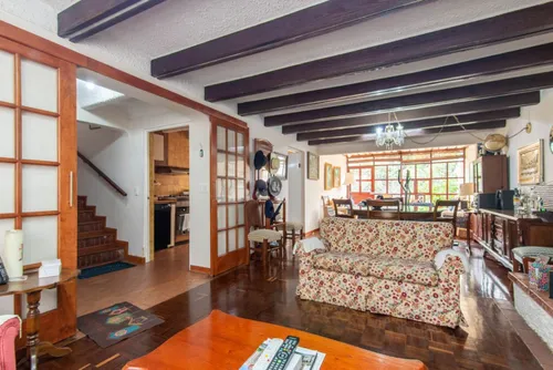 Casa En Venta En Las Margaritas. Cod V7149