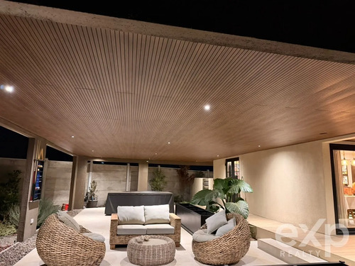 Parcela En Venta En Olmué. Gran Casa Moderna De 7 Dorm.