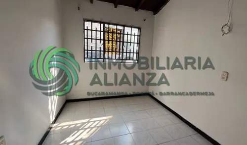 Apartamento En Arriendo En Alfonso Lopez. Cod A15584