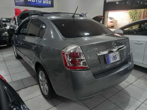 Imagem 2 de 10 de Nissan Sentra 2012 2.0 S Flex Aut. 4p