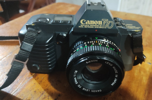 Cámara Fotográfica Canon T70