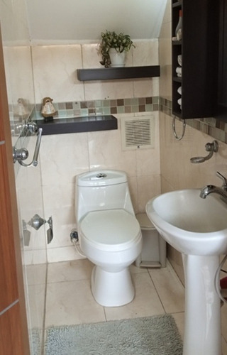 Imagen 10 de 18 de 163366 Carmen Maria Gonzalez Vende Acogedor Townhouse En Manantial - Naguanagua (0412-4359728)