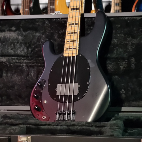 Baixo Canhoto 4 Cordas Ativo X-vector Osm Custom Musicman (Usado)