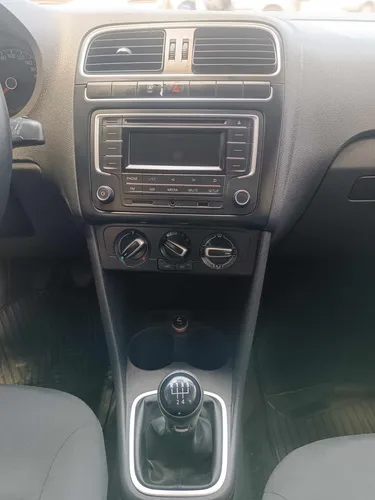 Volkswagen Polo 1.6 L4 Mt
