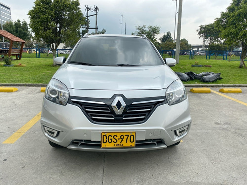 Imagen 13 de 25 de Renault Koleos Privilege 2.5